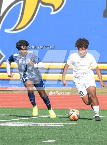 Thumbnail 2 in Millikan vs. Mayfair (Marina Holiday Tournament) photogallery.
