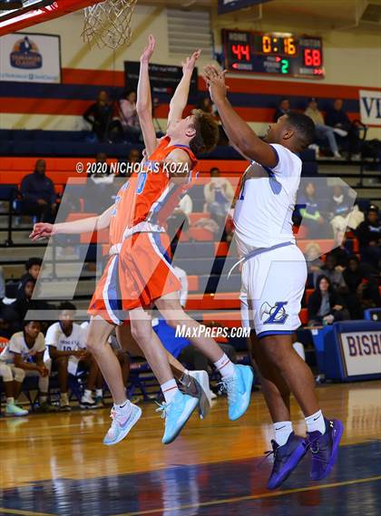Thumbnail 2 in Timpview vs. Fort Lauderdale (Tarkanian Classic) photogallery.