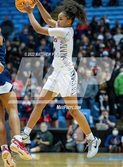 Thumbnail 2 in Apex Friendship vs. Chambers (NCHSAA 4A Final) (1 of 2 - the Game) photogallery.