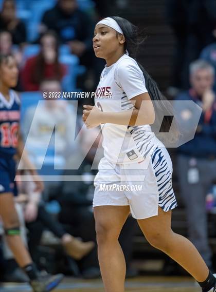Thumbnail 3 in Apex Friendship vs. Chambers (NCHSAA 4A Final) (1 of 2 - the Game) photogallery.