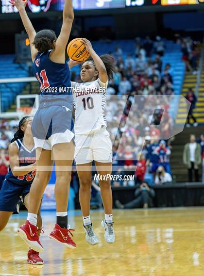 Thumbnail 2 in Apex Friendship vs. Chambers (NCHSAA 4A Final) (1 of 2 - the Game) photogallery.