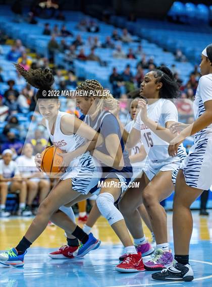 Thumbnail 2 in Apex Friendship vs. Chambers (NCHSAA 4A Final) (1 of 2 - the Game) photogallery.