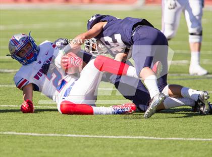 Thumbnail 3 in Westlake v Smithson Valley (UIL 6A Quarterfinal) photogallery.
