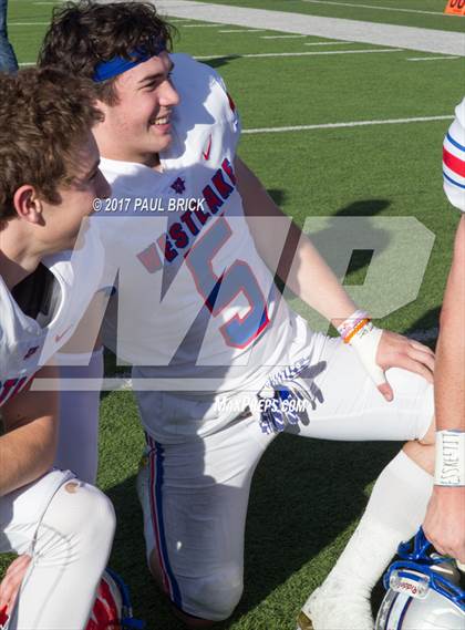 Thumbnail 2 in Westlake v Smithson Valley (UIL 6A Quarterfinal) photogallery.