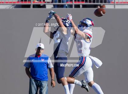 Thumbnail 3 in Westlake v Smithson Valley (UIL 6A Quarterfinal) photogallery.