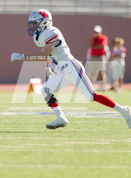 Thumbnail 2 in Westlake v Smithson Valley (UIL 6A Quarterfinal) photogallery.