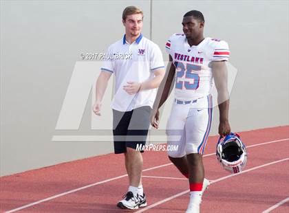 Thumbnail 2 in Westlake v Smithson Valley (UIL 6A Quarterfinal) photogallery.