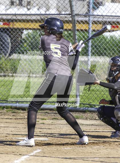 Thumbnail 2 in Santee vs Orthopaedic (Lincoln Classic Tournament) photogallery.