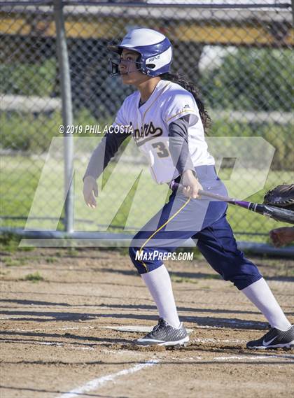 Thumbnail 1 in Santee vs Orthopaedic (Lincoln Classic Tournament) photogallery.