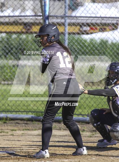 Thumbnail 2 in Santee vs Orthopaedic (Lincoln Classic Tournament) photogallery.