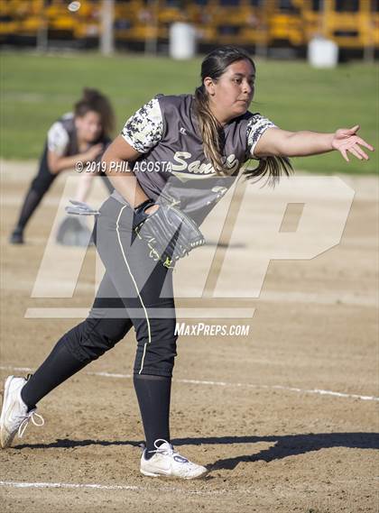 Thumbnail 2 in Santee vs Orthopaedic (Lincoln Classic Tournament) photogallery.