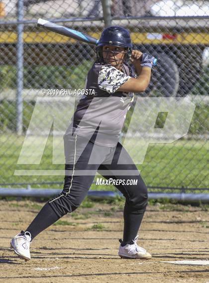 Thumbnail 3 in Santee vs Orthopaedic (Lincoln Classic Tournament) photogallery.