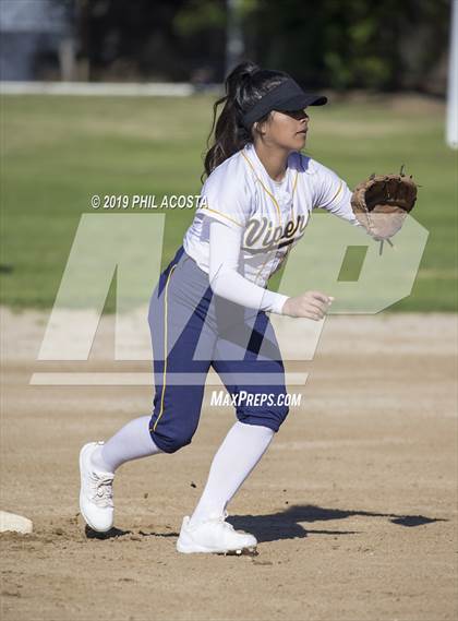 Thumbnail 1 in Santee vs Orthopaedic (Lincoln Classic Tournament) photogallery.
