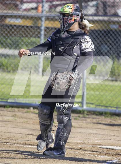 Thumbnail 3 in Santee vs Orthopaedic (Lincoln Classic Tournament) photogallery.