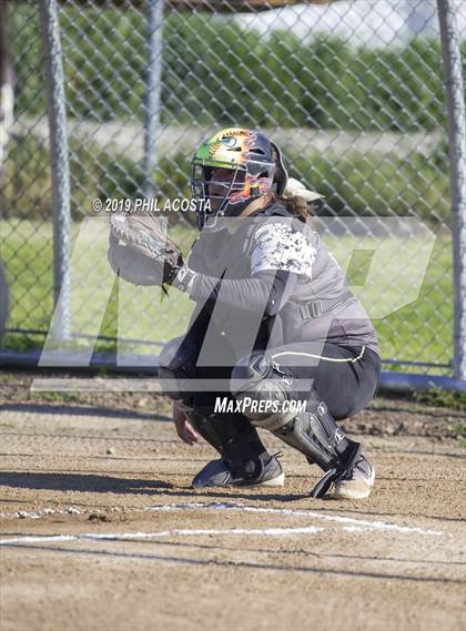 Thumbnail 2 in Santee vs Orthopaedic (Lincoln Classic Tournament) photogallery.