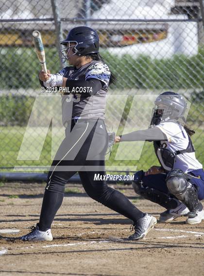 Thumbnail 2 in Santee vs Orthopaedic (Lincoln Classic Tournament) photogallery.
