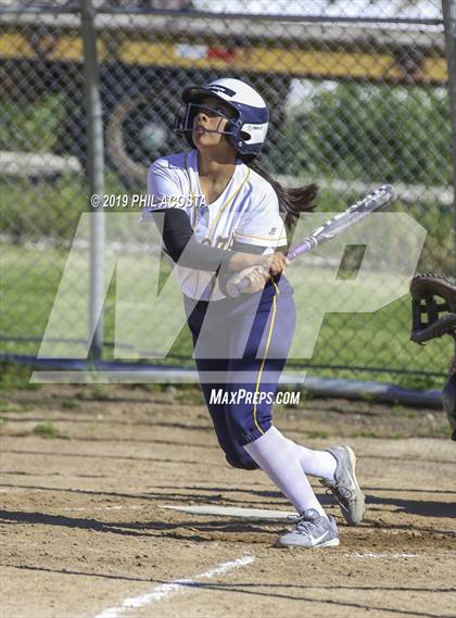 Thumbnail 1 in Santee vs Orthopaedic (Lincoln Classic Tournament) photogallery.