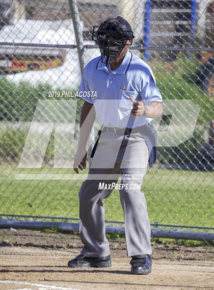 Thumbnail 3 in Santee vs Orthopaedic (Lincoln Classic Tournament) photogallery.