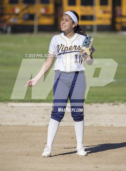 Thumbnail 2 in Santee vs Orthopaedic (Lincoln Classic Tournament) photogallery.