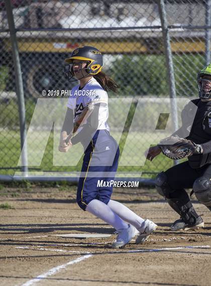 Thumbnail 3 in Santee vs Orthopaedic (Lincoln Classic Tournament) photogallery.