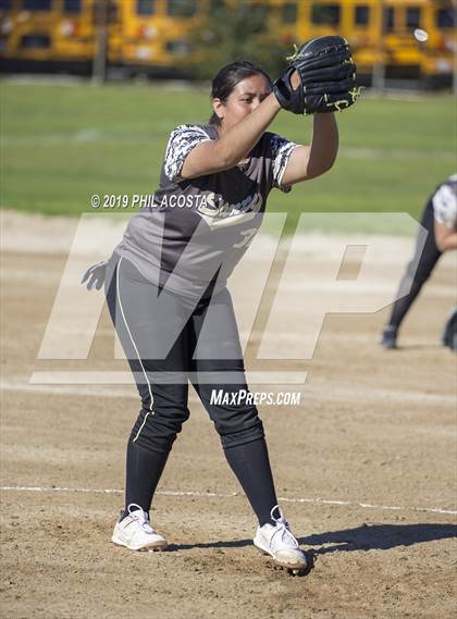 Thumbnail 3 in Santee vs Orthopaedic (Lincoln Classic Tournament) photogallery.