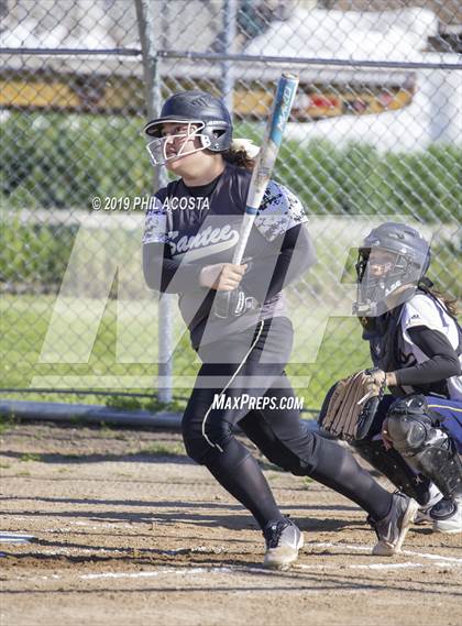 Thumbnail 3 in Santee vs Orthopaedic (Lincoln Classic Tournament) photogallery.