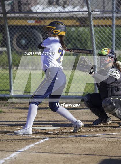 Thumbnail 2 in Santee vs Orthopaedic (Lincoln Classic Tournament) photogallery.