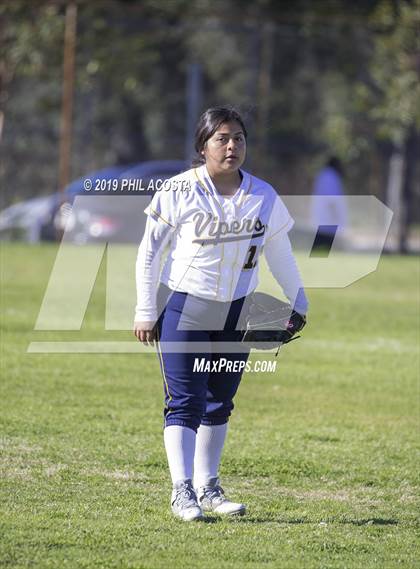 Thumbnail 2 in Santee vs Orthopaedic (Lincoln Classic Tournament) photogallery.