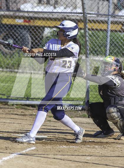 Thumbnail 2 in Santee vs Orthopaedic (Lincoln Classic Tournament) photogallery.