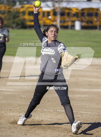 Thumbnail 2 in Santee vs Orthopaedic (Lincoln Classic Tournament) photogallery.