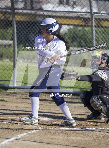 Thumbnail 3 in Santee vs Orthopaedic (Lincoln Classic Tournament) photogallery.