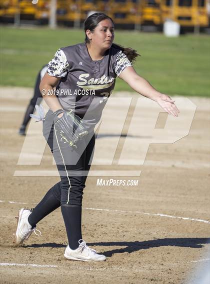Thumbnail 3 in Santee vs Orthopaedic (Lincoln Classic Tournament) photogallery.