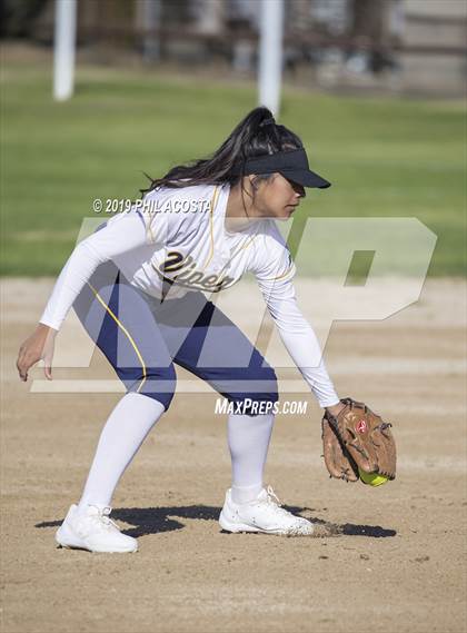 Thumbnail 1 in Santee vs Orthopaedic (Lincoln Classic Tournament) photogallery.