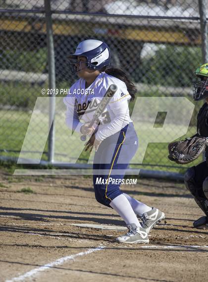 Thumbnail 2 in Santee vs Orthopaedic (Lincoln Classic Tournament) photogallery.