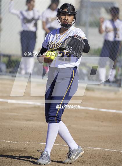 Thumbnail 3 in Santee vs Orthopaedic (Lincoln Classic Tournament) photogallery.