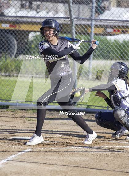 Thumbnail 1 in Santee vs Orthopaedic (Lincoln Classic Tournament) photogallery.