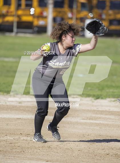 Thumbnail 2 in Santee vs Orthopaedic (Lincoln Classic Tournament) photogallery.