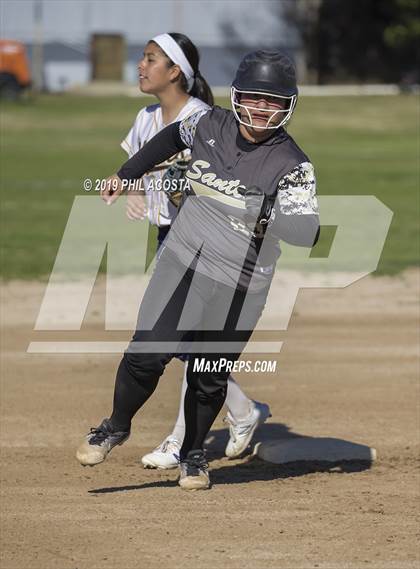 Thumbnail 2 in Santee vs Orthopaedic (Lincoln Classic Tournament) photogallery.