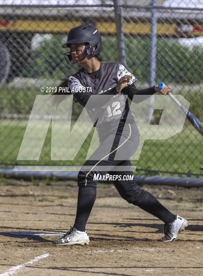 Thumbnail 3 in Santee vs Orthopaedic (Lincoln Classic Tournament) photogallery.