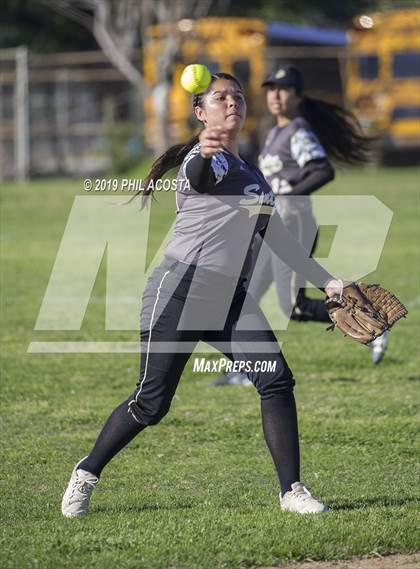Thumbnail 1 in Santee vs Orthopaedic (Lincoln Classic Tournament) photogallery.