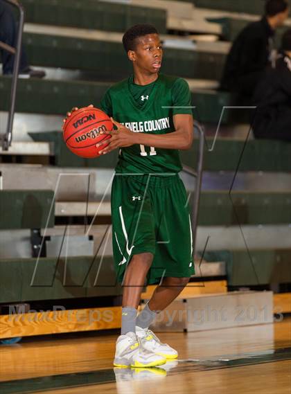 Thumbnail 3 in Stonewall Jackson vs Glenelg Country (Wakefield Holiday Tournament) photogallery.