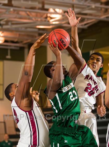 Thumbnail 2 in Stonewall Jackson vs Glenelg Country (Wakefield Holiday Tournament) photogallery.