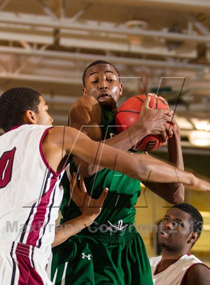 Thumbnail 1 in Stonewall Jackson vs Glenelg Country (Wakefield Holiday Tournament) photogallery.