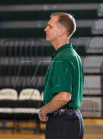 Thumbnail 1 in Stonewall Jackson vs Glenelg Country (Wakefield Holiday Tournament) photogallery.