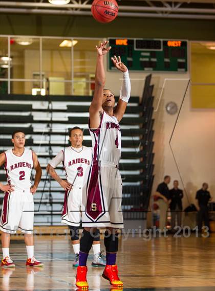 Thumbnail 1 in Stonewall Jackson vs Glenelg Country (Wakefield Holiday Tournament) photogallery.
