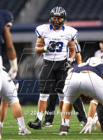 Thumbnail 3 in Keller vs. Plano West (UIL 6A Division 1 Region I Bi-District Playoff) photogallery.