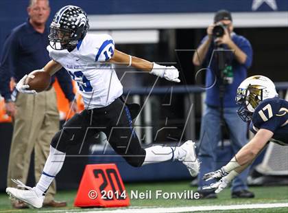 Thumbnail 1 in Keller vs. Plano West (UIL 6A Division 1 Region I Bi-District Playoff) photogallery.
