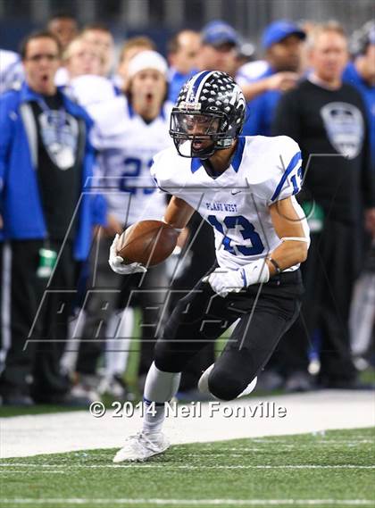 Thumbnail 2 in Keller vs. Plano West (UIL 6A Division 1 Region I Bi-District Playoff) photogallery.