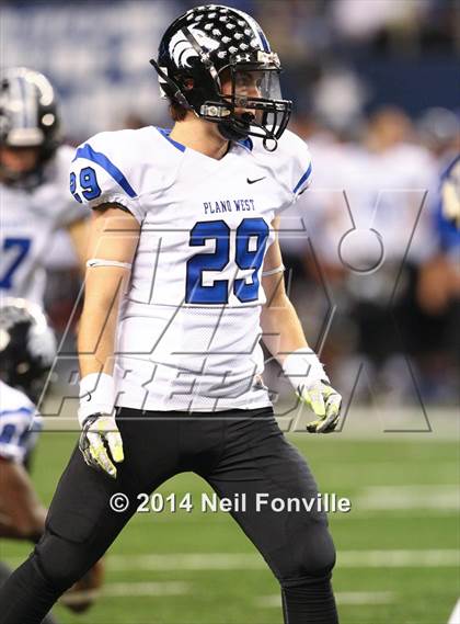 Thumbnail 2 in Keller vs. Plano West (UIL 6A Division 1 Region I Bi-District Playoff) photogallery.