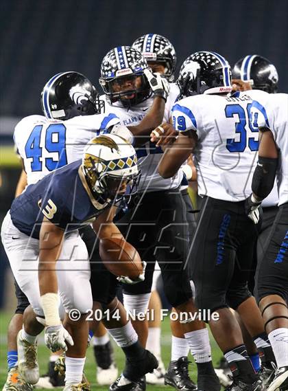 Thumbnail 2 in Keller vs. Plano West (UIL 6A Division 1 Region I Bi-District Playoff) photogallery.